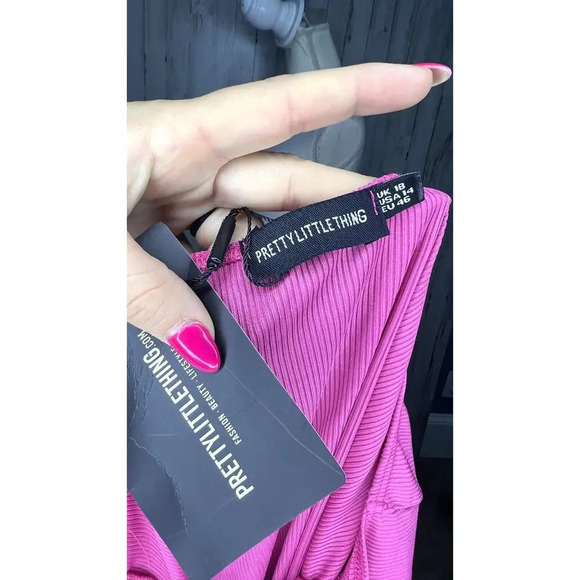 NWT PrettyLittleThing Women's 14‎ Pink Triple Cut Out Halterneck Bodycon Dress - Picture 10 of 10